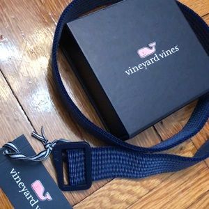 Vineyard Vines belt